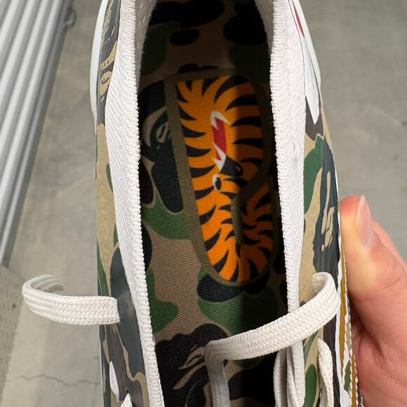 Bape x predator elite 100 main image 4